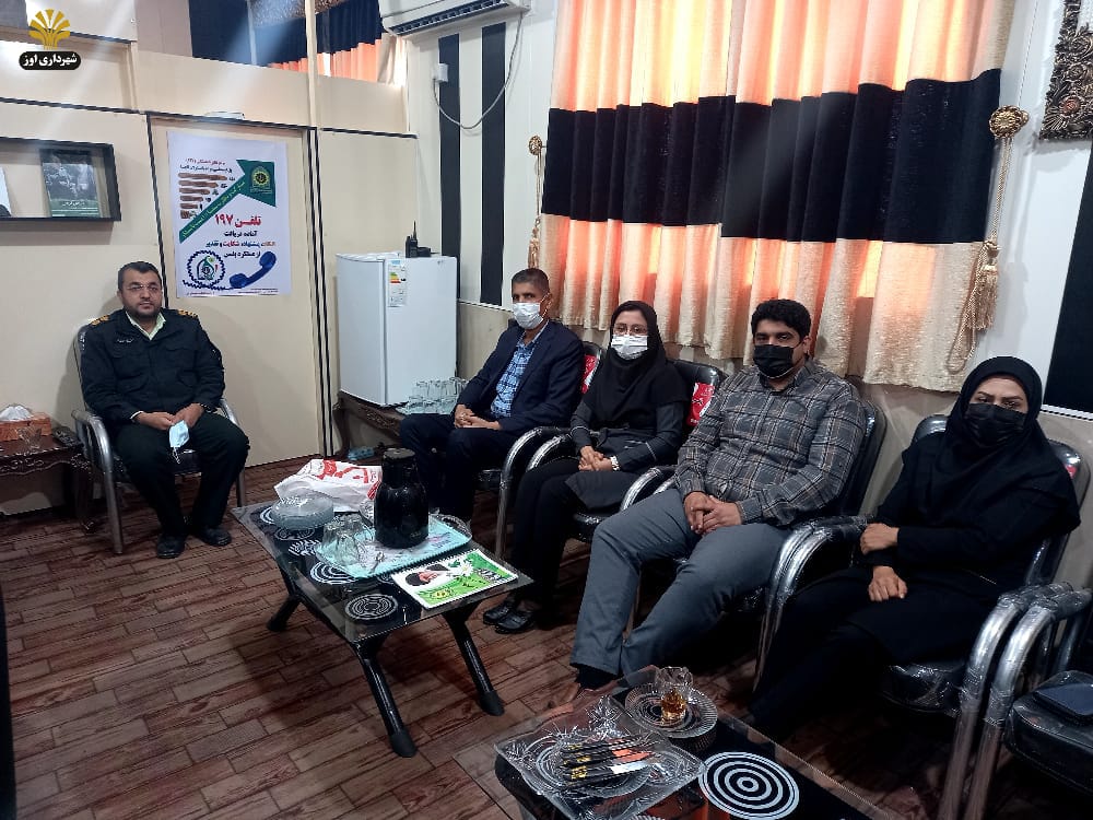 دیدار اعضای شورای اسلامی شهر با فرماندهی نیروی انتظامی شهرستان اوز